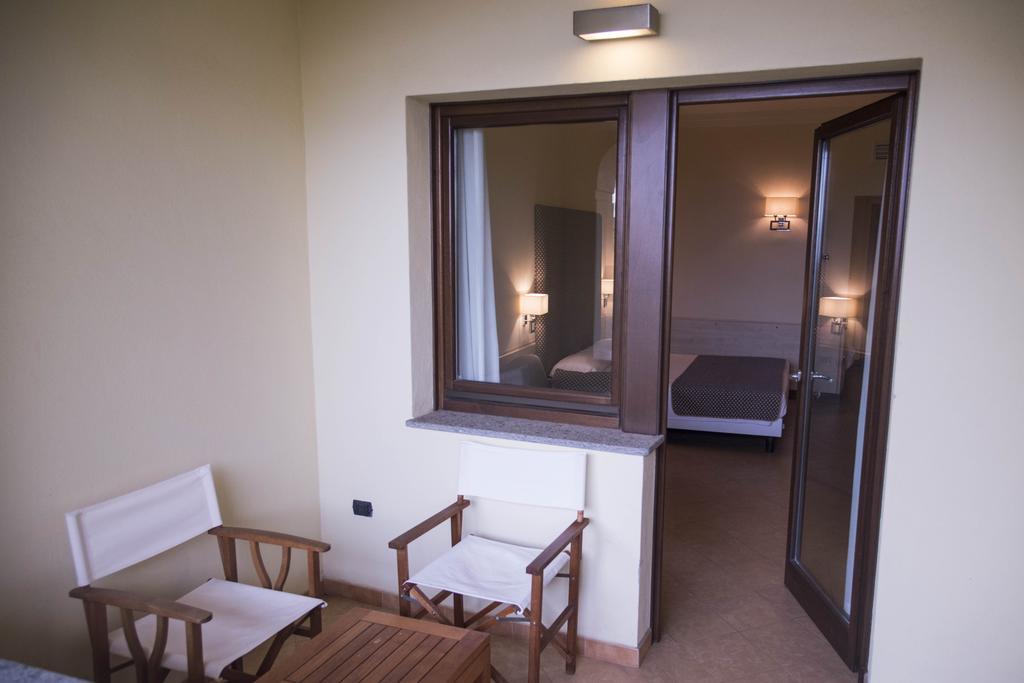 Hotel Resort Lido Degli Aranci Vibo Valentia Exteriör bild