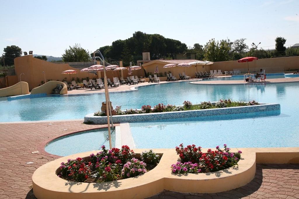 Hotel Resort Lido Degli Aranci Vibo Valentia Exteriör bild
