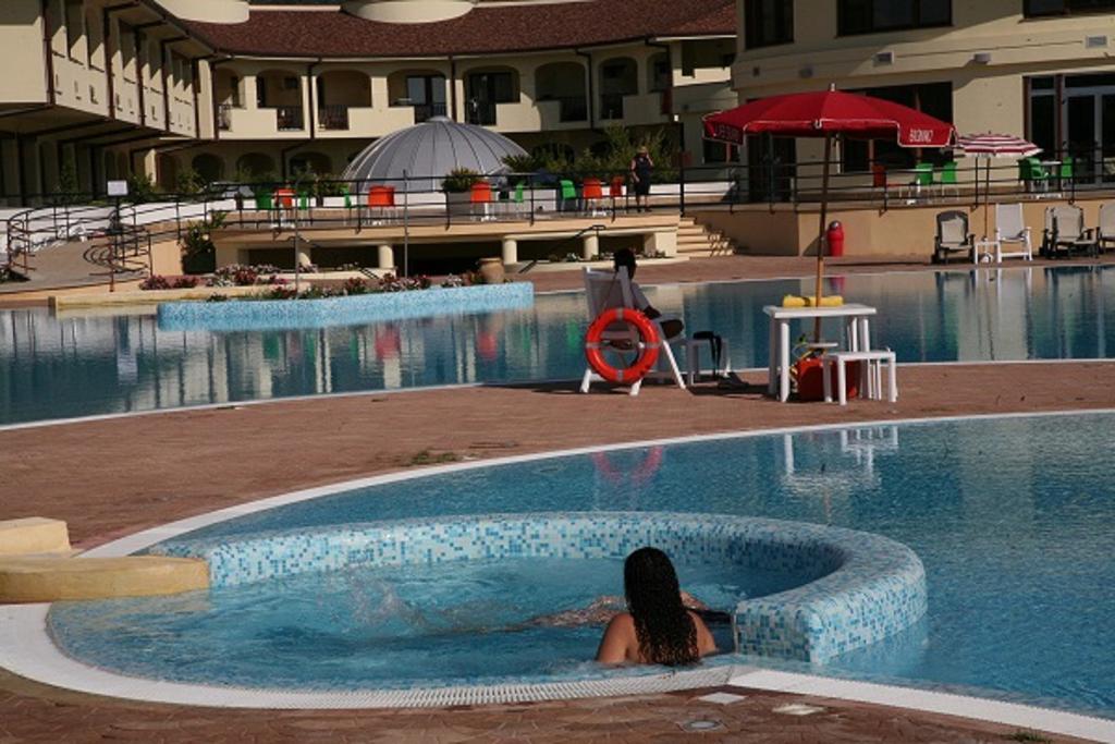Hotel Resort Lido Degli Aranci Vibo Valentia Exteriör bild