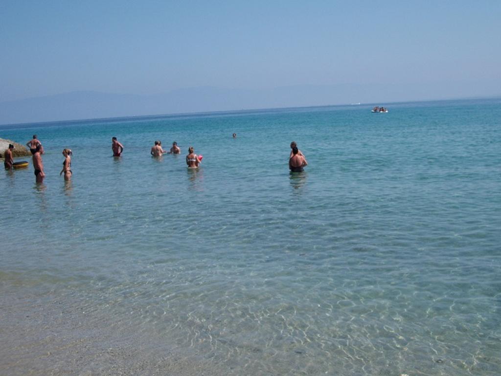 Hotel Resort Lido Degli Aranci Vibo Valentia Exteriör bild