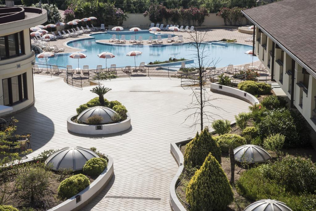 Hotel Resort Lido Degli Aranci Vibo Valentia Exteriör bild