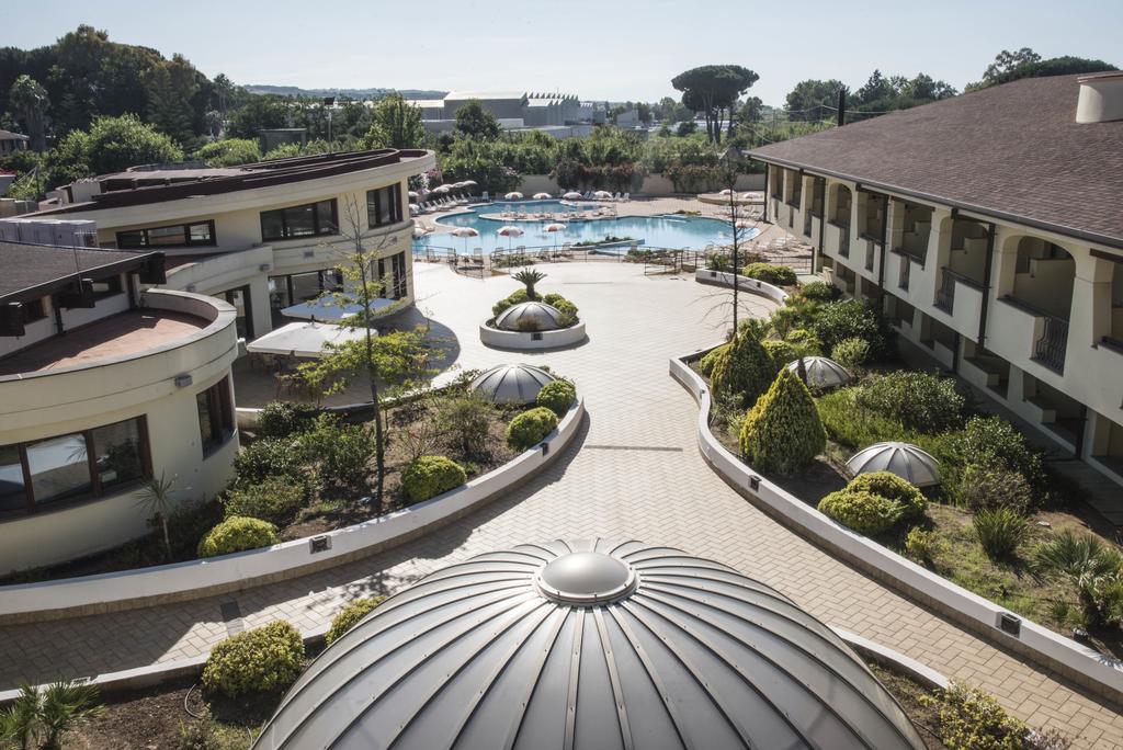 Hotel Resort Lido Degli Aranci Vibo Valentia Exteriör bild