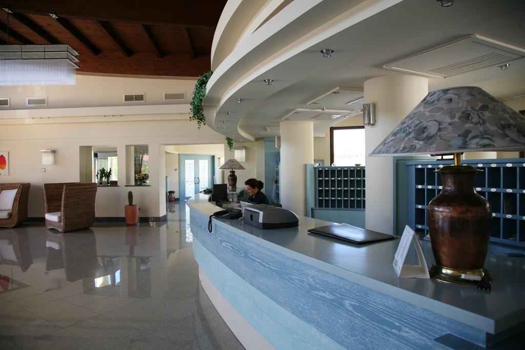 Hotel Resort Lido Degli Aranci Vibo Valentia Exteriör bild