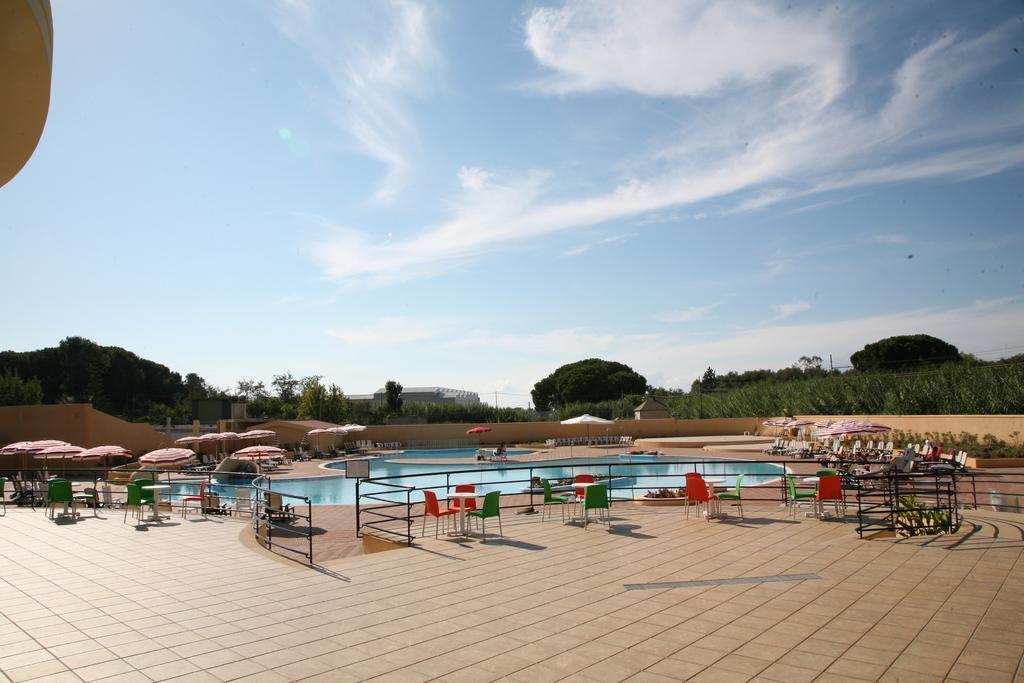 Hotel Resort Lido Degli Aranci Vibo Valentia Exteriör bild